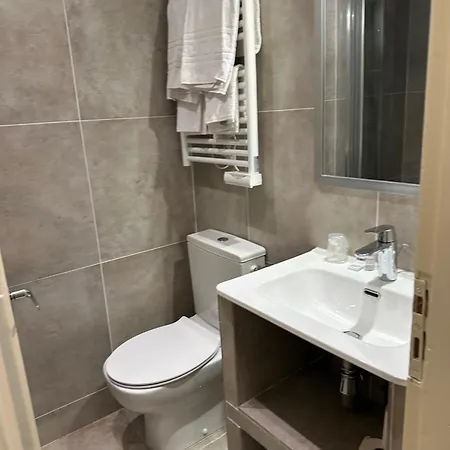 Szálloda Azur Lyon