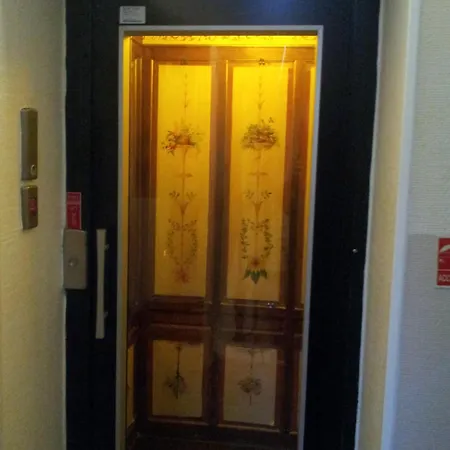 阿祖尔酒店 酒店 2*