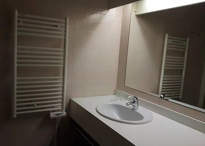 Hotel Azur Lione