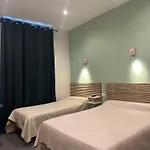 Azur Hotel