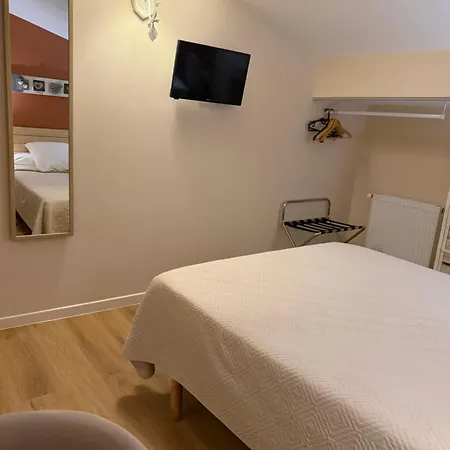 Hotel Azur 2*