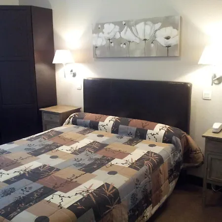 Hotel Azur 2*