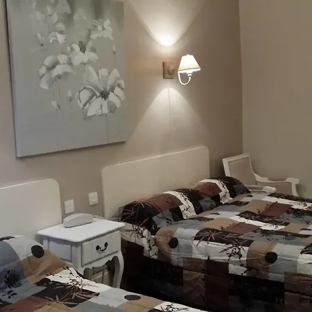 Azur Hotel