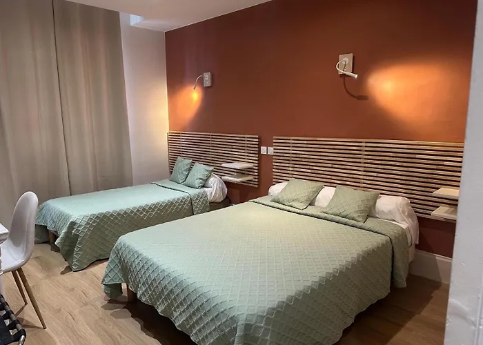 Azur Otel Lyon