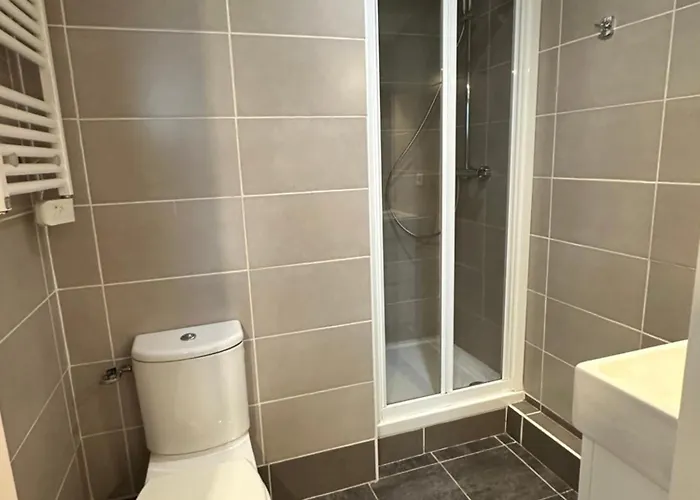 Otel Azur 2*
