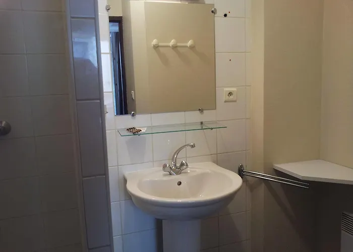 Otel Azur